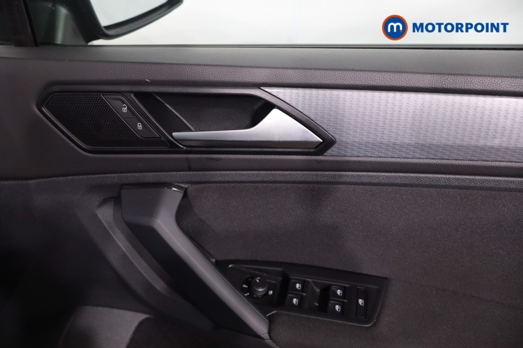 Volkswagen Tiguan Life Automatic Petrol SUV - Stock Number (1635667) - 26th supplementary image