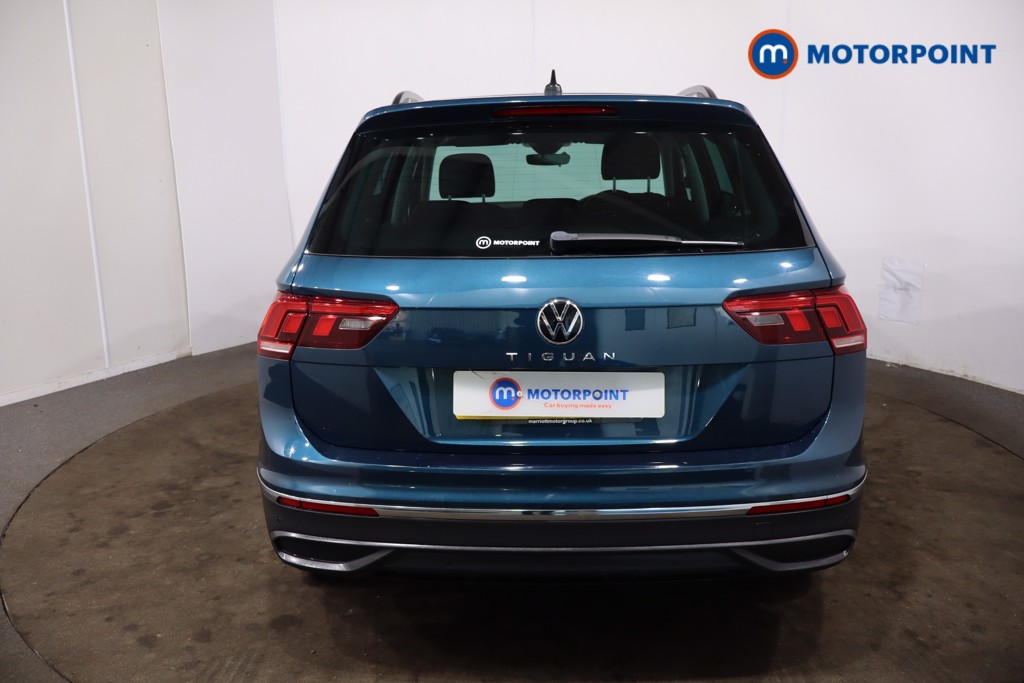 Volkswagen Tiguan Life Automatic Petrol SUV - Stock Number (1635667) - 35th supplementary image