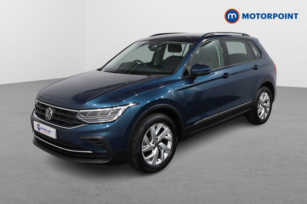 Volkswagen Tiguan Life Automatic Petrol SUV - Stock Number (1635667) - Passenger side front corner