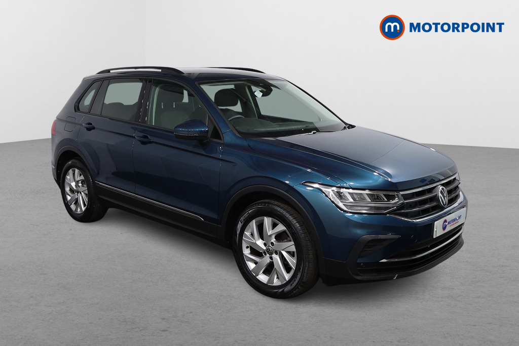 Volkswagen Tiguan Life Automatic Petrol SUV - Stock Number (1635667) - Drivers side front corner