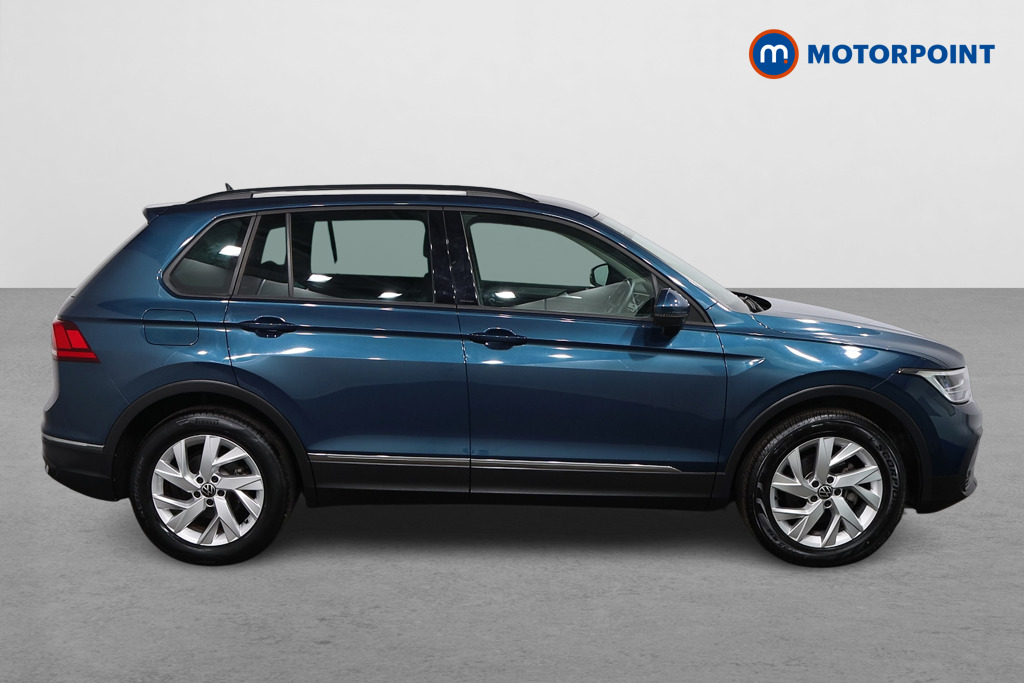 Volkswagen Tiguan Life Automatic Petrol SUV - Stock Number (1635667) - Drivers side