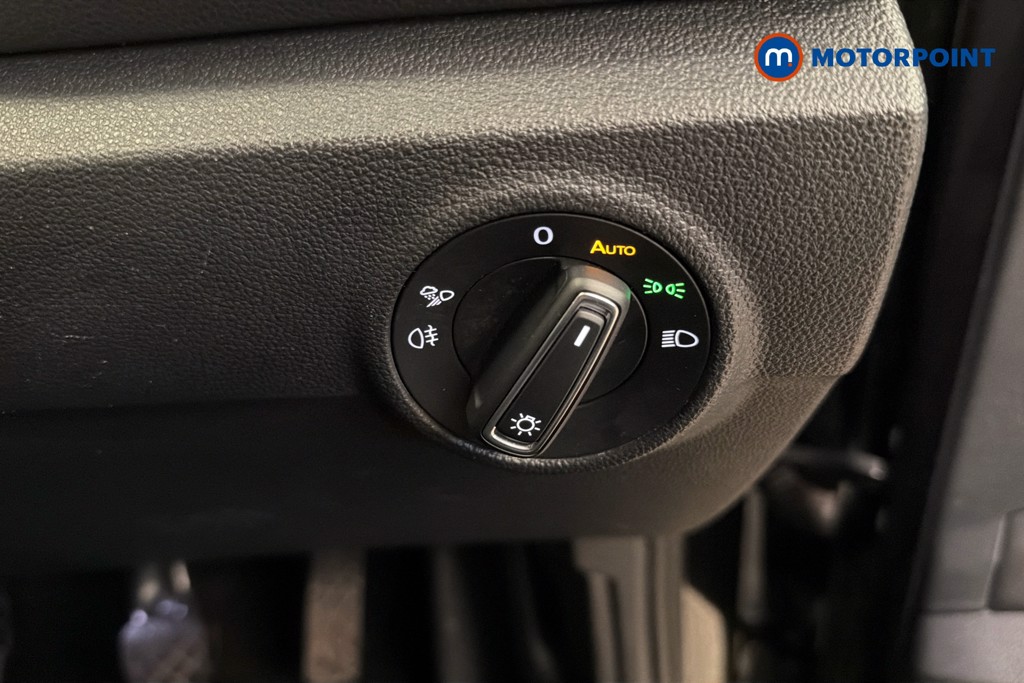 Volkswagen T-Roc Style Manual Petrol SUV - Stock Number (1635970) - 18th supplementary image