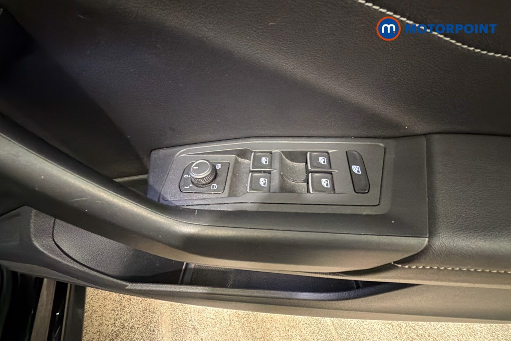 Volkswagen T-Roc Style Manual Petrol SUV - Stock Number (1635970) - 20th supplementary image