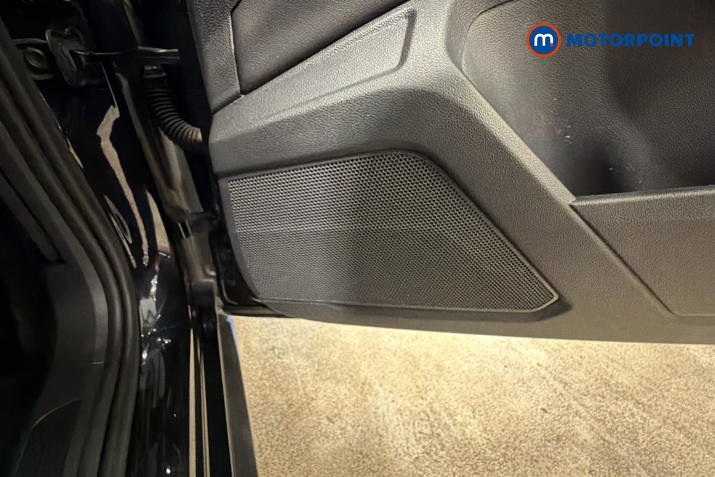 Volkswagen T-Roc Style Manual Petrol SUV - Stock Number (1635970) - 21st supplementary image