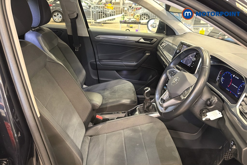 Volkswagen T-Roc Style Manual Petrol SUV - Stock Number (1635970) - 22nd supplementary image