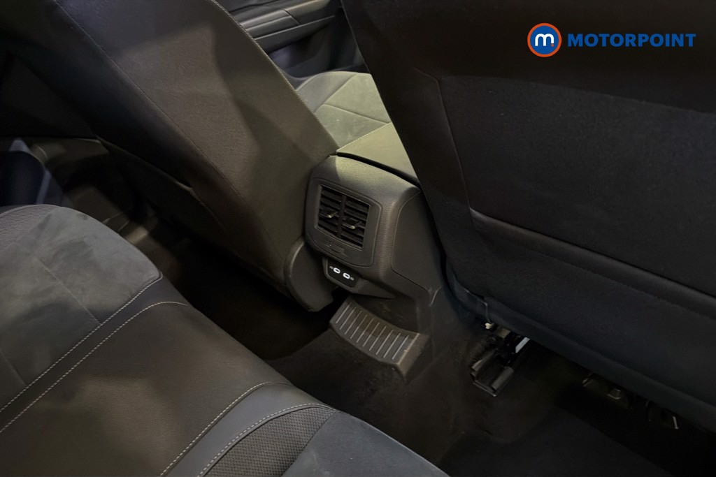 Volkswagen T-Roc Style Manual Petrol SUV - Stock Number (1635970) - 30th supplementary image