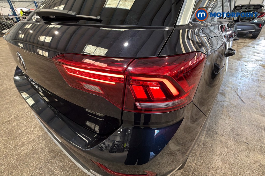 Volkswagen T-Roc Style Manual Petrol SUV - Stock Number (1635970) - 38th supplementary image