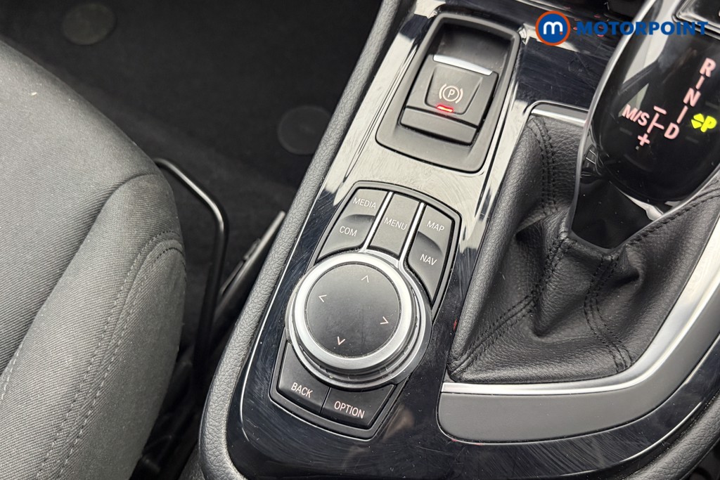 BMW 2 Series SE Automatic Petrol Estate - Stock Number (1636156) - 6th supplementary image