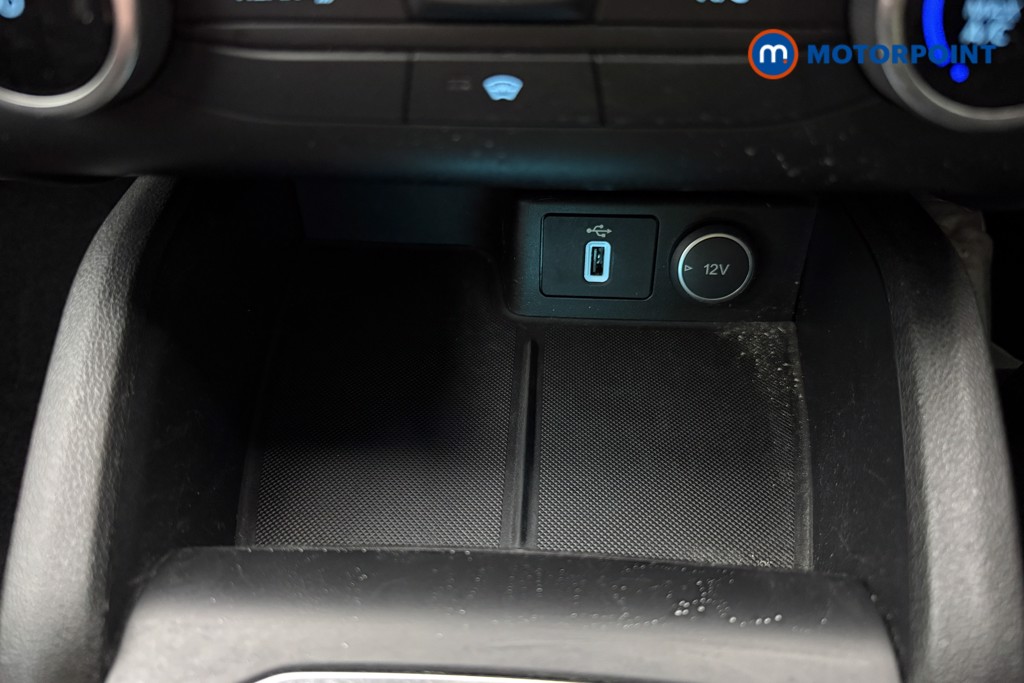 Ford Focus St-Line Manual Petrol Hatchback - Stock Number (1636220) - 14th supplementary image