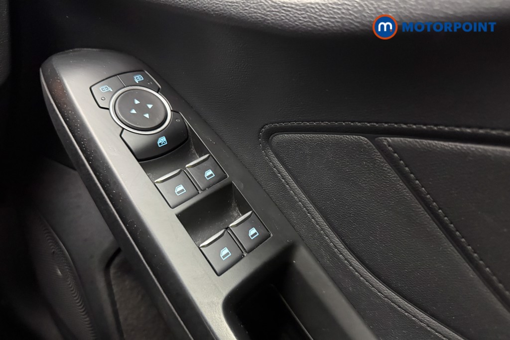 Ford Focus St-Line Manual Petrol Hatchback - Stock Number (1636220) - 16th supplementary image