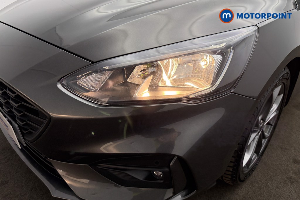 Ford Focus St-Line Manual Petrol Hatchback - Stock Number (1636220) - 21st supplementary image