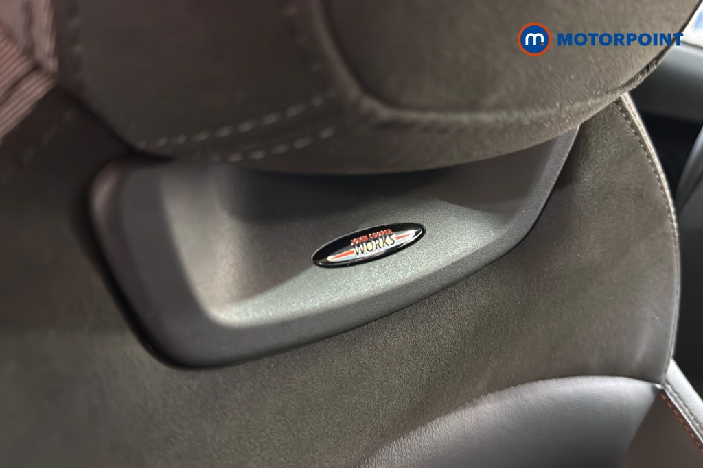 Mini Hatchback Cooper S Sport Automatic Petrol Hatchback - Stock Number (1636325) - 23rd supplementary image