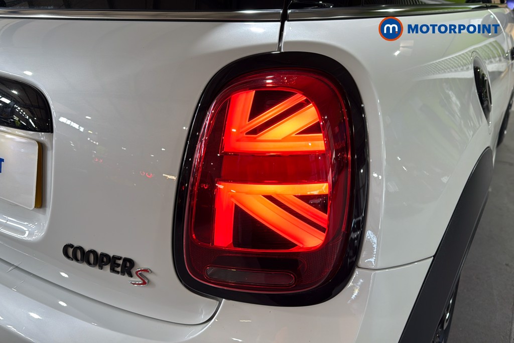 Mini Hatchback Cooper S Sport Automatic Petrol Hatchback - Stock Number (1636325) - 38th supplementary image