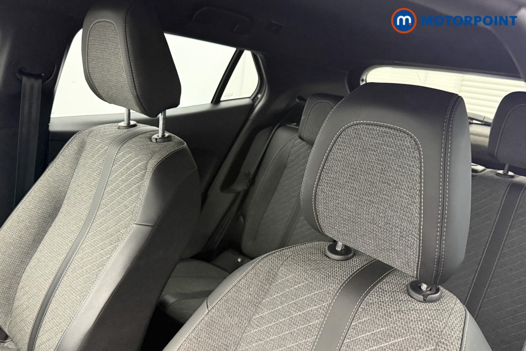 Peugeot 2008 Allure Manual Petrol SUV - Stock Number (1636563) - 19th supplementary image