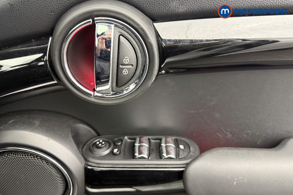 Mini Hatchback Cooper Exclusive Automatic Petrol Hatchback - Stock Number (1636626) - 11th supplementary image