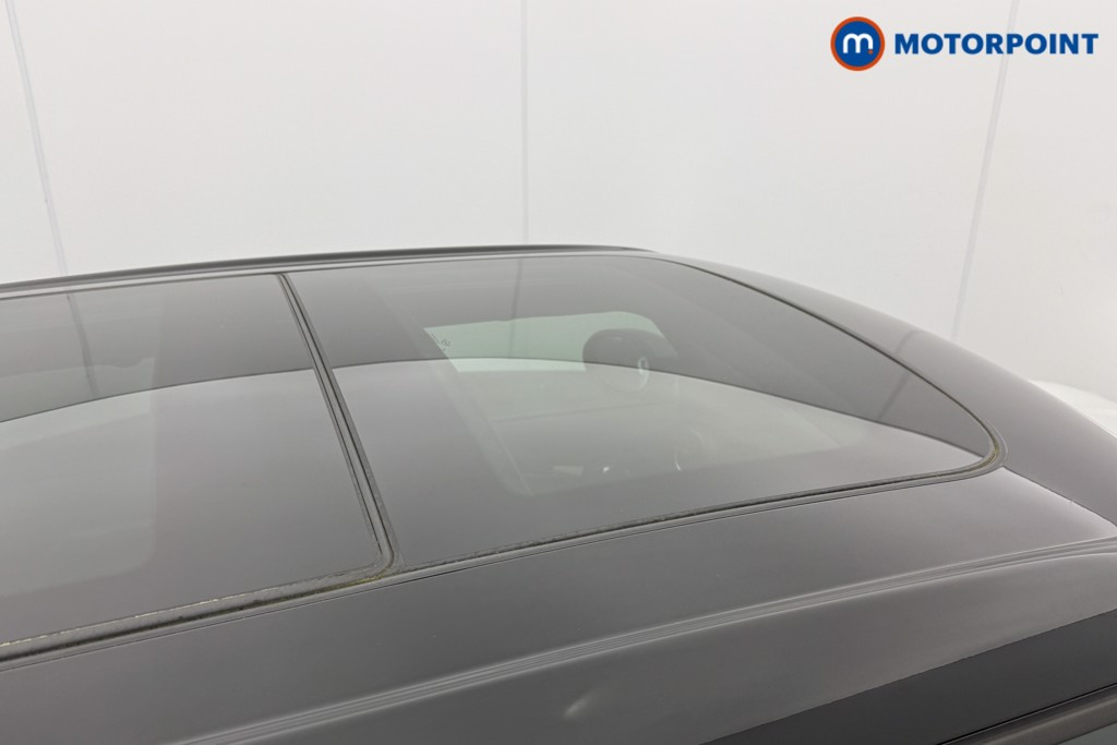 Mini Hatchback Cooper Exclusive Automatic Petrol Hatchback - Stock Number (1636626) - 18th supplementary image