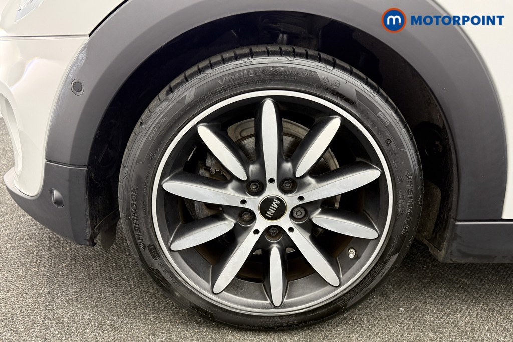 Mini Hatchback Cooper Exclusive Automatic Petrol Hatchback - Stock Number (1636626) - 30th supplementary image