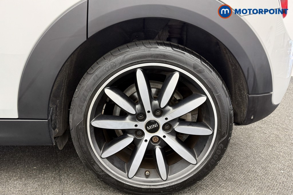 Mini Hatchback Cooper Exclusive Automatic Petrol Hatchback - Stock Number (1636626) - 31st supplementary image