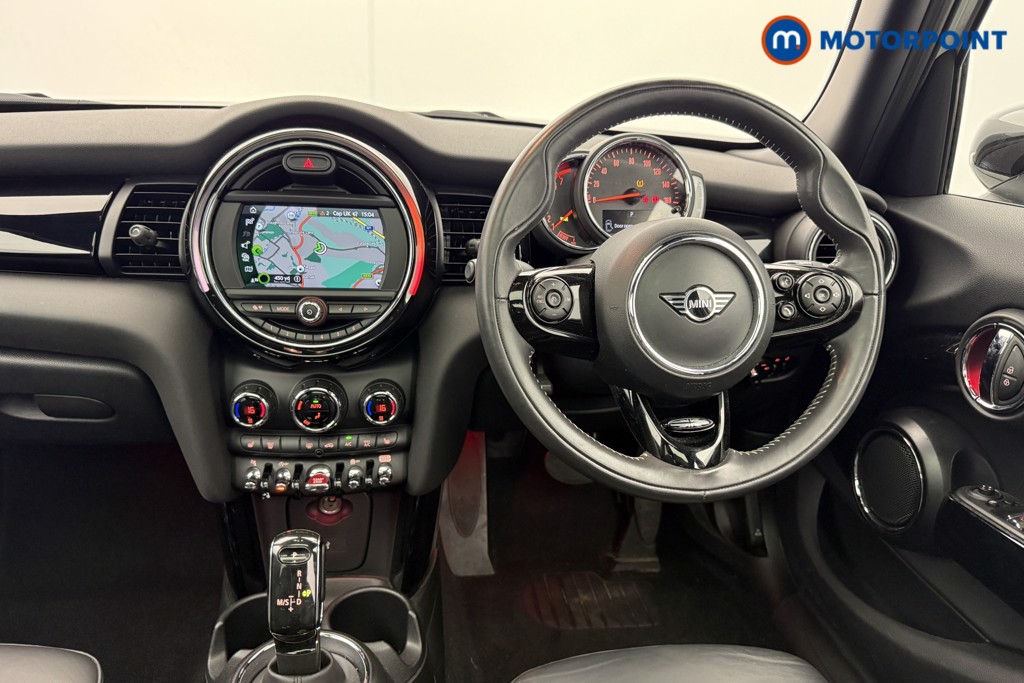 Mini Hatchback Cooper Exclusive Automatic Petrol Hatchback - Stock Number (1636626) - 1st supplementary image