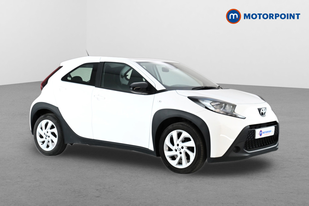 Toyota Aygo X Pure Manual Petrol Hatchback - Stock Number (1636633) - Drivers side front corner