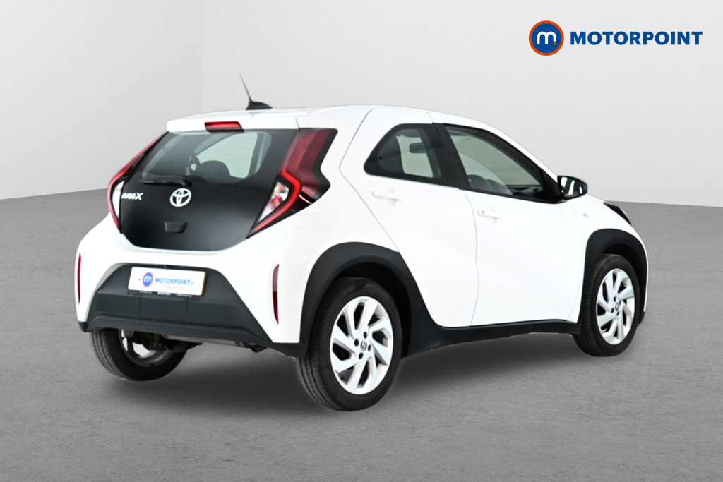 Toyota Aygo X Pure Manual Petrol Hatchback - Stock Number (1636633) - Drivers side rear corner