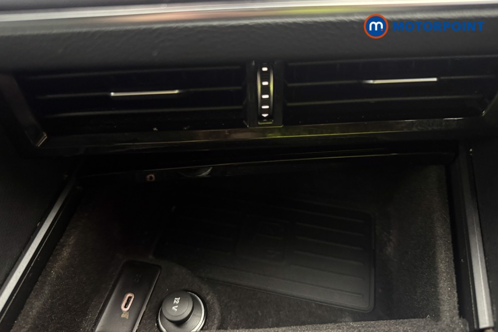 Volkswagen Touareg Black Edition Automatic Diesel SUV - Stock Number (1636725) - 21st supplementary image