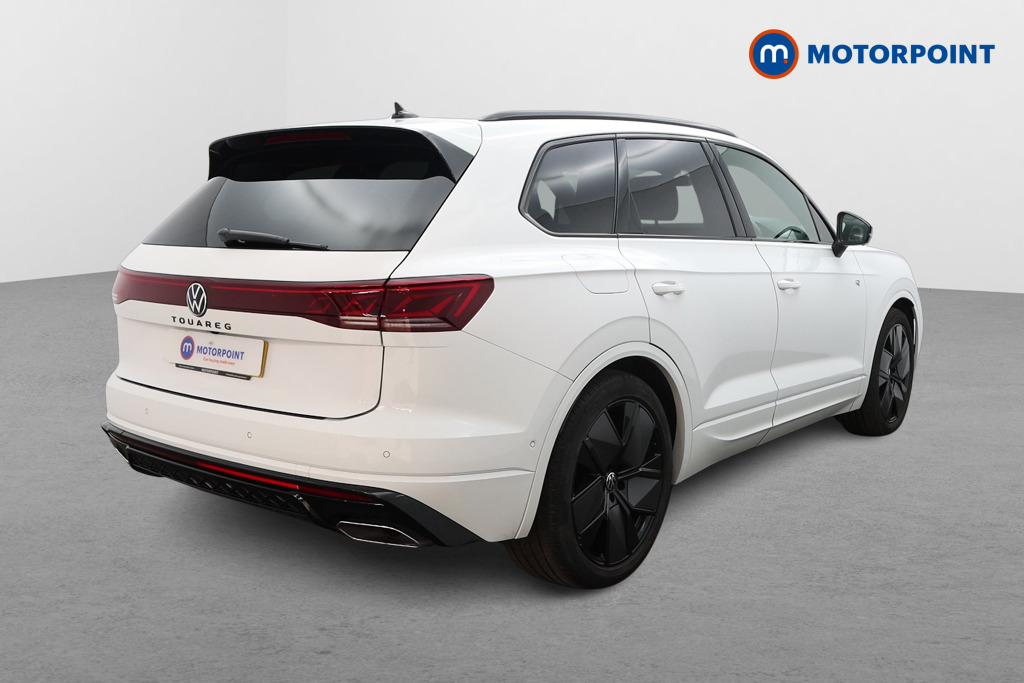 Volkswagen Touareg Black Edition Automatic Diesel SUV - Stock Number (1636725) - Drivers side rear corner