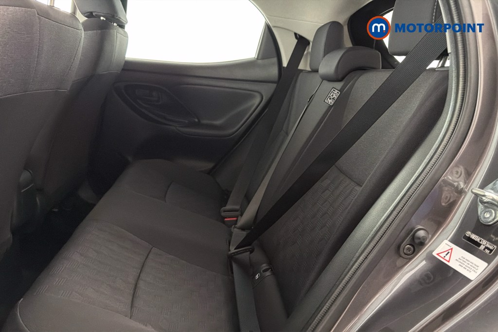 Toyota Yaris Design Automatic Petrol-Electric Hybrid Hatchback - Stock Number (1636850) - 28th supplementary image