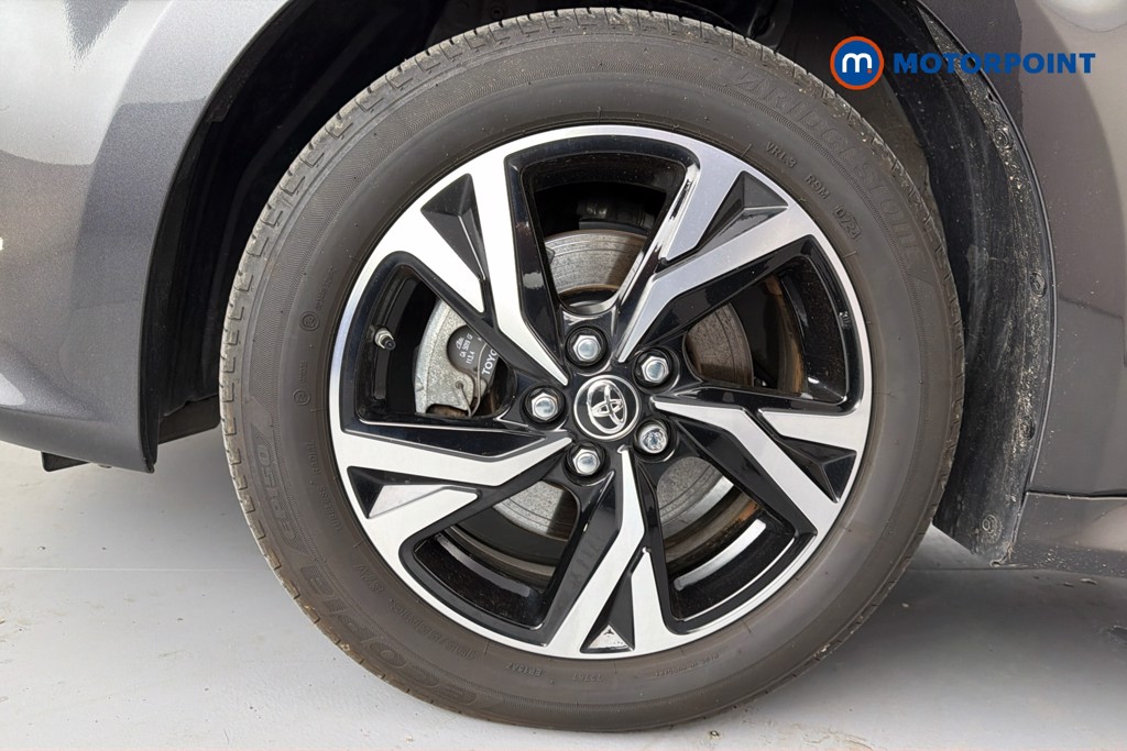 Toyota Yaris Design Automatic Petrol-Electric Hybrid Hatchback - Stock Number (1636850) - 47th supplementary image