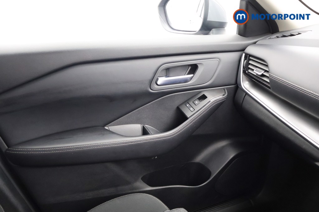 Nissan X-Trail Acenta Premium Automatic Petrol-Electric Hybrid SUV - Stock Number (1636947) - 9th supplementary image