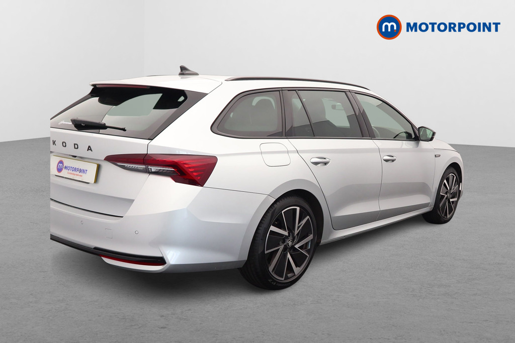 Skoda Octavia Sportline Automatic Petrol Estate - Stock Number (1636967) - Drivers side rear corner