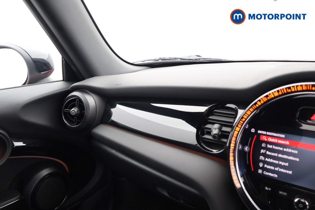 Mini Convertible Cooper Sport Automatic Petrol Convertible - Stock Number (1637030) - 9th supplementary image