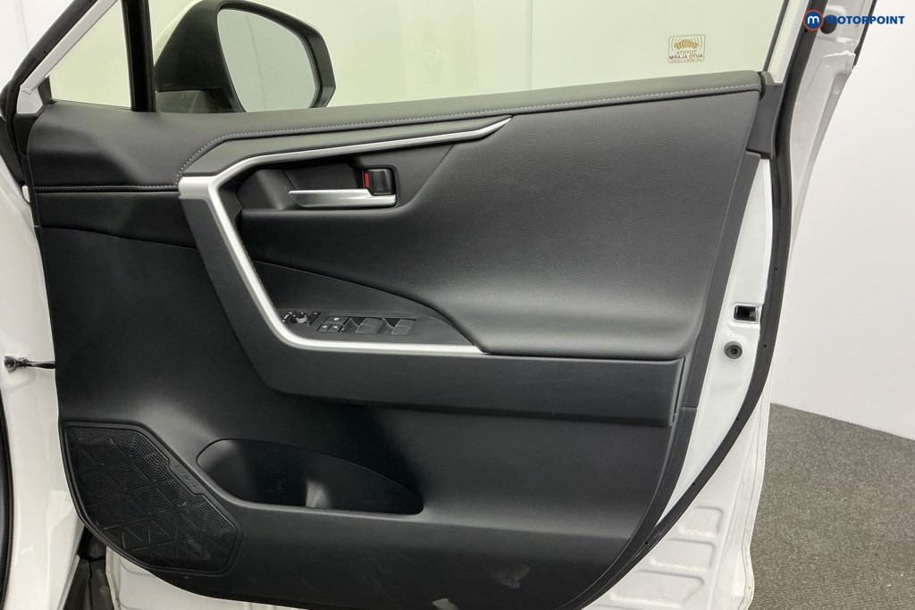 Toyota Rav4 Design Automatic Petrol-Electric Hybrid SUV - Stock Number (1637162) - 24th supplementary image