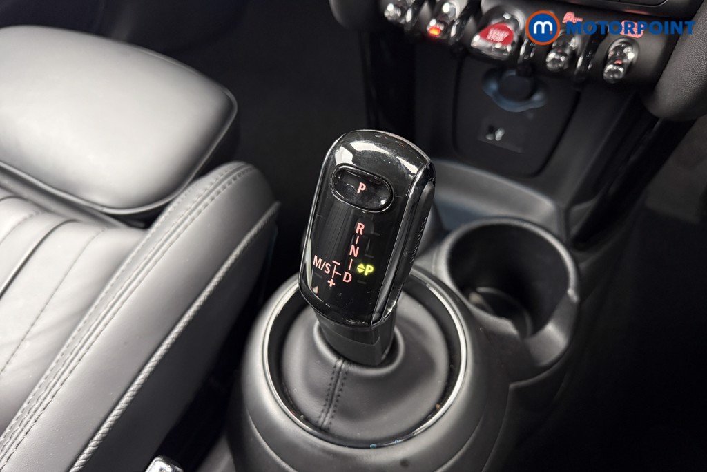 Mini Hatchback Cooper S Exclusive Automatic Petrol Hatchback - Stock Number (1637202) - 6th supplementary image