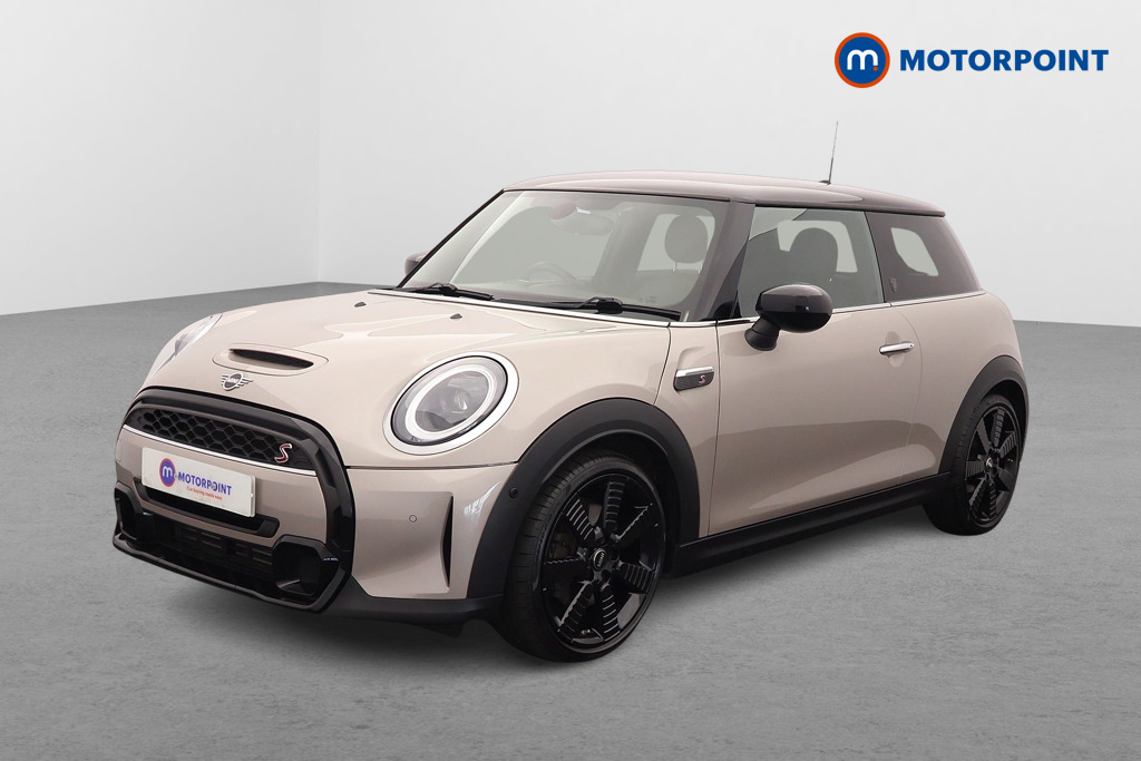 Mini Hatchback Cooper S Exclusive Automatic Petrol Hatchback - Stock Number (1637202) - Passenger side front corner