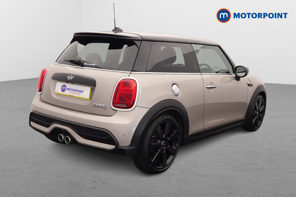 Mini Hatchback Cooper S Exclusive Automatic Petrol Hatchback - Stock Number (1637202) - Drivers side rear corner