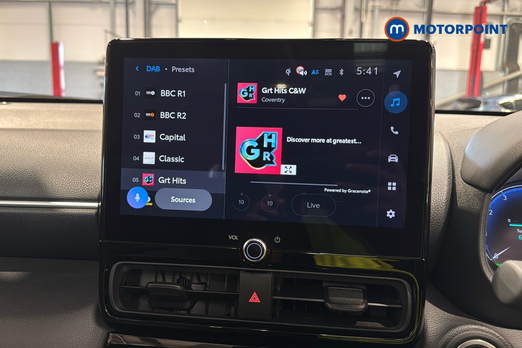 Toyota Yaris Cross Excel Automatic Petrol-Electric Hybrid Estate - Stock Number (1637423) - 9th supplementary image