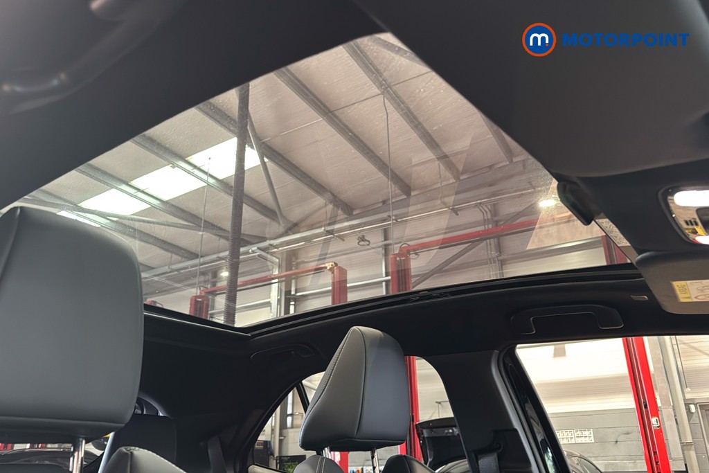 Toyota Yaris Cross Excel Automatic Petrol-Electric Hybrid Estate - Stock Number (1637423) - 32nd supplementary image