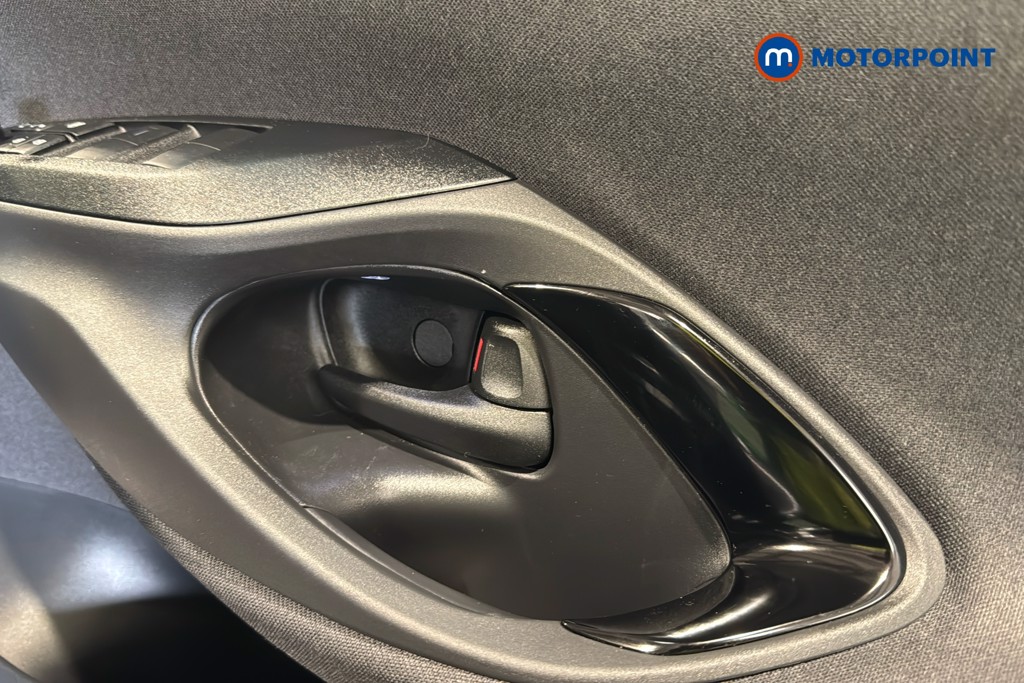 Toyota Yaris Cross Excel Automatic Petrol-Electric Hybrid Estate - Stock Number (1637423) - 42nd supplementary image