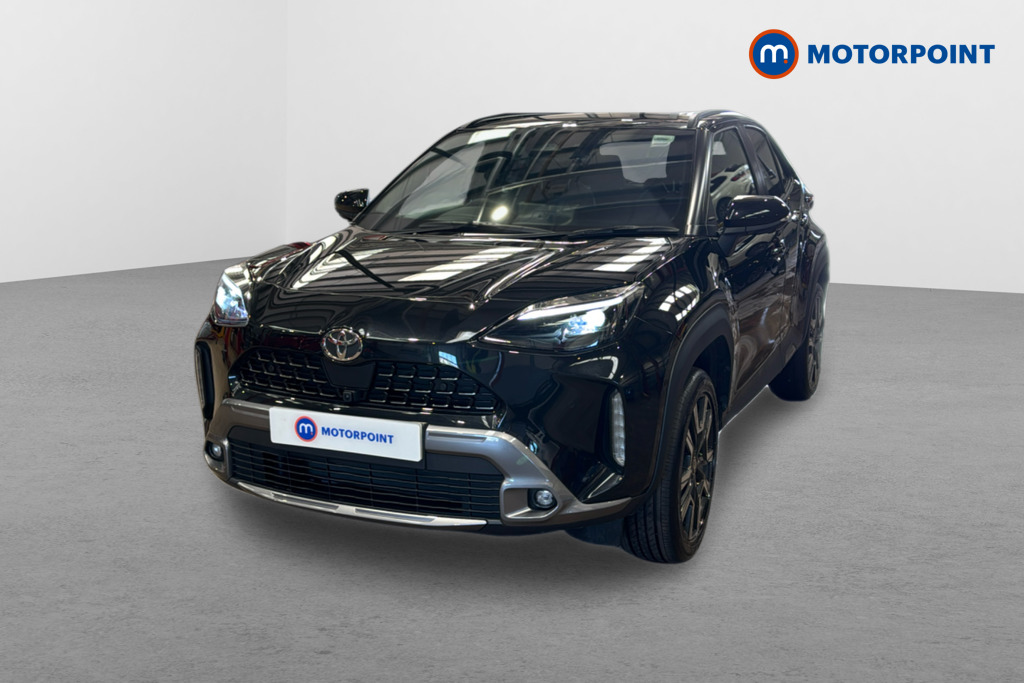 Toyota Yaris Cross Excel Automatic Petrol-Electric Hybrid Estate - Stock Number (1637423) - Passenger side front corner