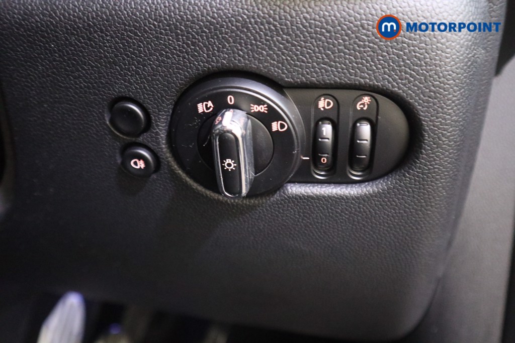 Mini Hatchback Cooper Sport Manual Petrol Hatchback - Stock Number (1637531) - 13th supplementary image