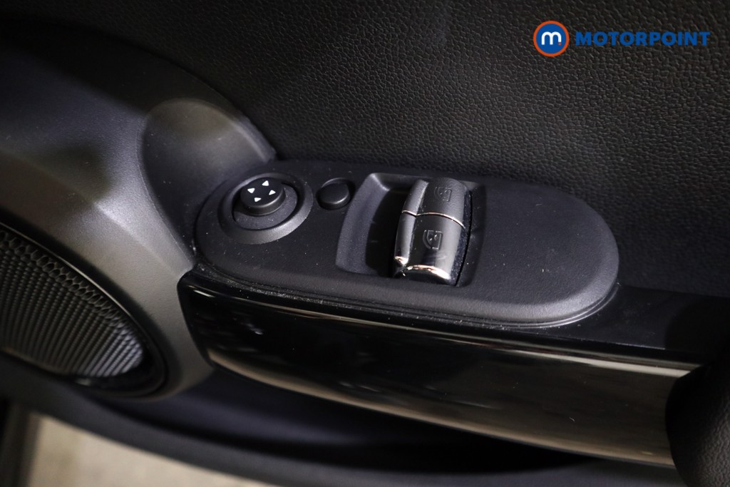 Mini Hatchback Cooper Sport Manual Petrol Hatchback - Stock Number (1637531) - 14th supplementary image