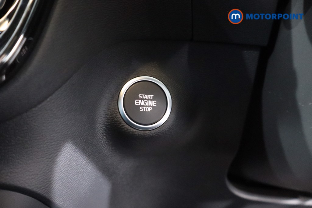 Volvo Xc40 Plus Automatic Petrol SUV - Stock Number (1637603) - 18th supplementary image