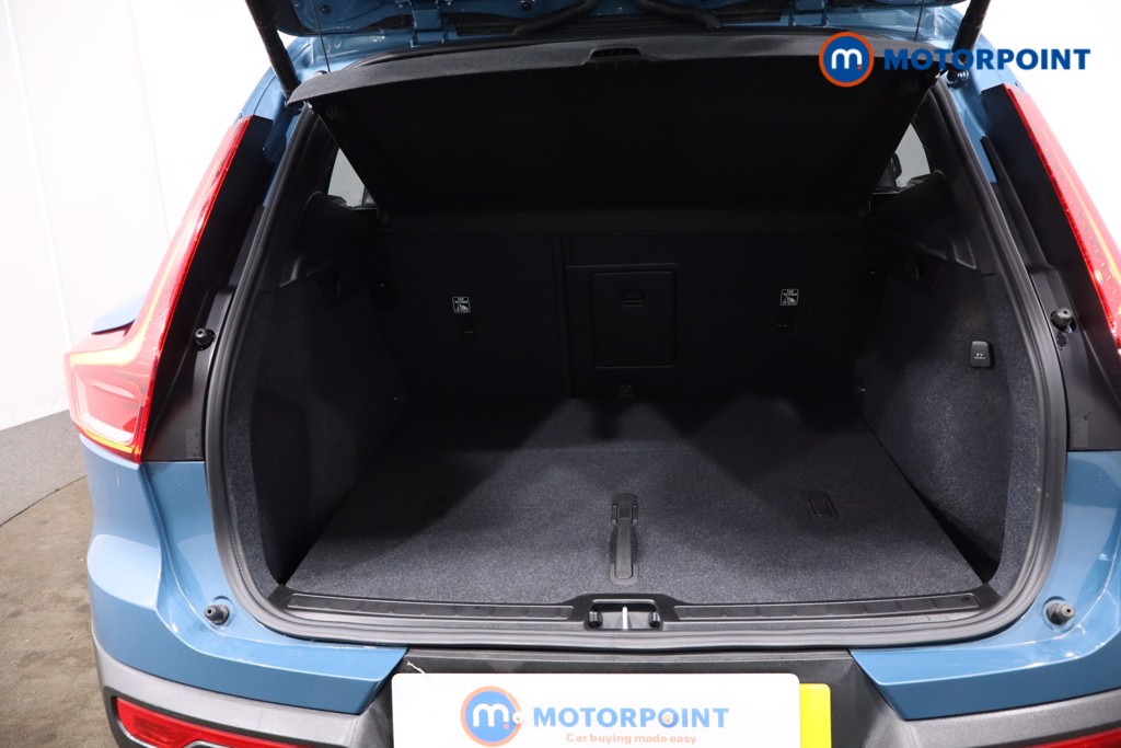 Volvo Xc40 Plus Automatic Petrol SUV - Stock Number (1637603) - 39th supplementary image