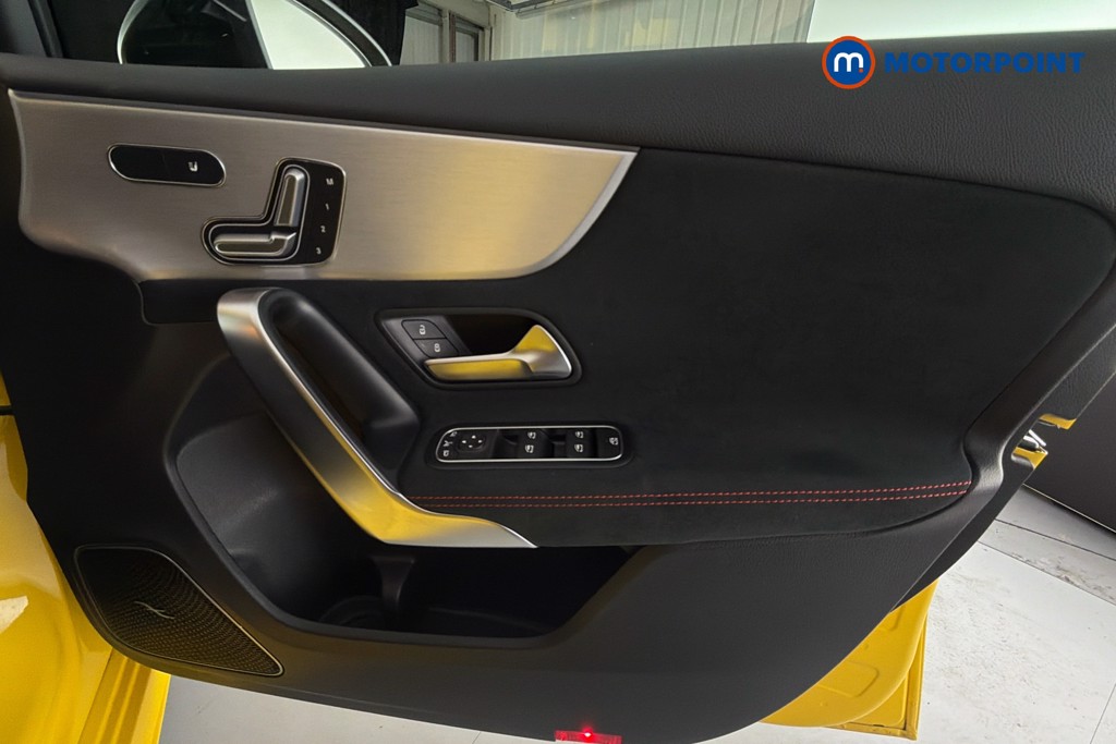 Mercedes-Benz A Class Exclusive Launch Edition Automatic Petrol Hatchback - Stock Number (1637618) - 19th supplementary image