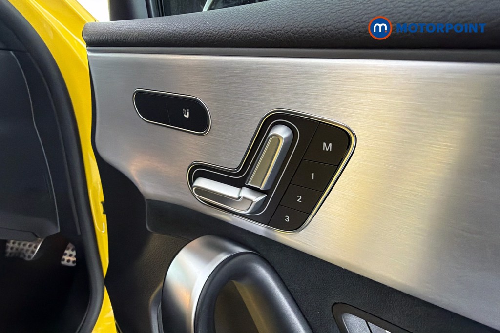 Mercedes-Benz A Class Exclusive Launch Edition Automatic Petrol Hatchback - Stock Number (1637618) - 25th supplementary image