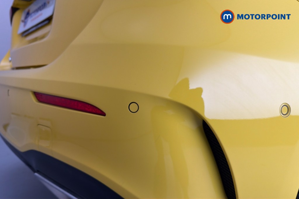 Mercedes-Benz A Class Exclusive Launch Edition Automatic Petrol Hatchback - Stock Number (1637618) - 40th supplementary image