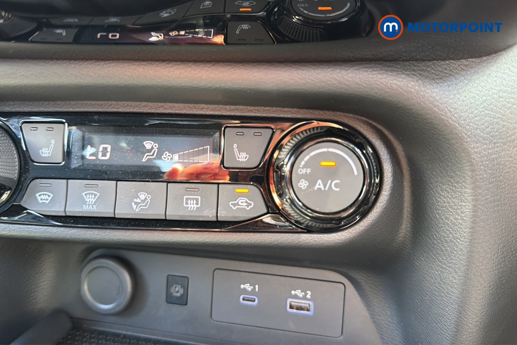 Nissan Juke Tekna Automatic Petrol-Electric Hybrid SUV - Stock Number (1637680) - 14th supplementary image