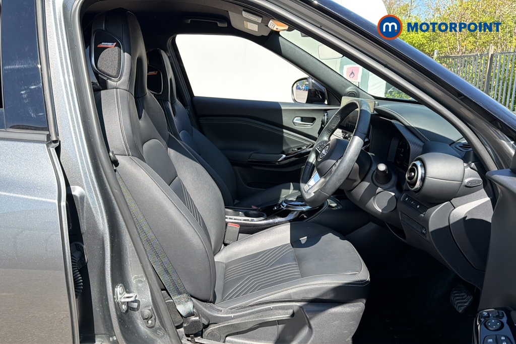 Nissan Juke Tekna Automatic Petrol-Electric Hybrid SUV - Stock Number (1637680) - 22nd supplementary image