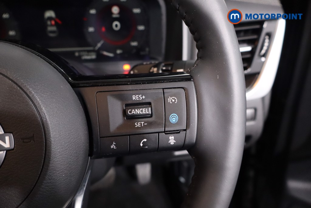 Nissan X-Trail Tekna Automatic Petrol-Electric Hybrid SUV - Stock Number (1637744) - 8th supplementary image